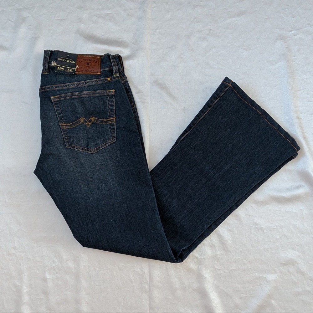 New Lucky Brand Women's Mid-Rise Sweet'n Flare Denim Jeans Pants Size 2 - Picture 3 of 4